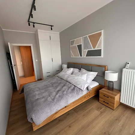 Apartmán Trzy Wieze, Free Parking, Self Check-in, Katovice