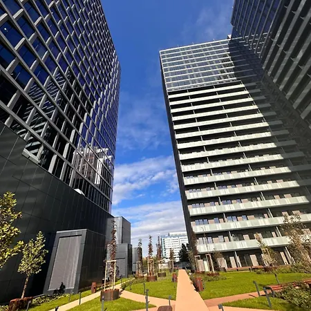 Trzy Wieże, Free Parking, Self Check-in, Katowice