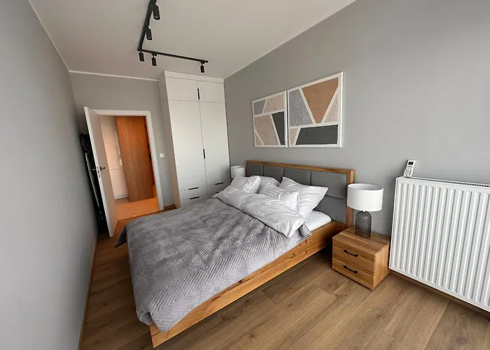 Apartment Trzy Wieze, Free Parking, Self Check-in, Katowice