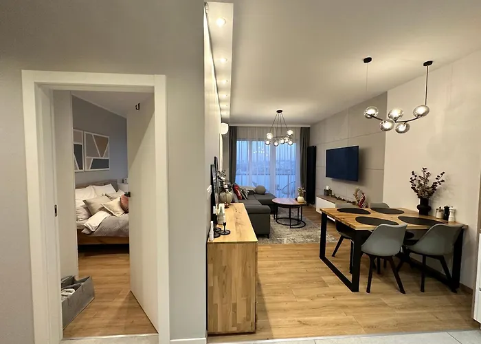 Trzy Wieze, Free Parking, Self Check-in,